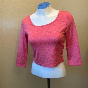 Pink polyester 3/4 sleeve workout crop top